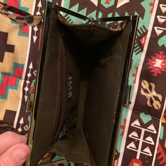 Nine West small leopard purse​​ - Picture 5 of 6